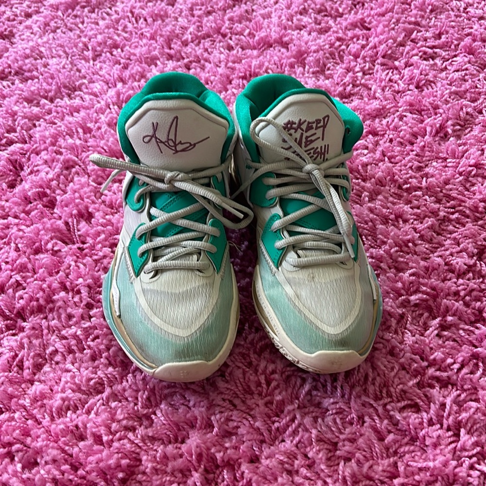 Kyrie Infinity Shoes